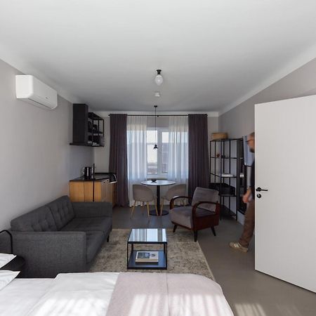 Minimalist. Apartment & Studio Siauliai  Exterior photo